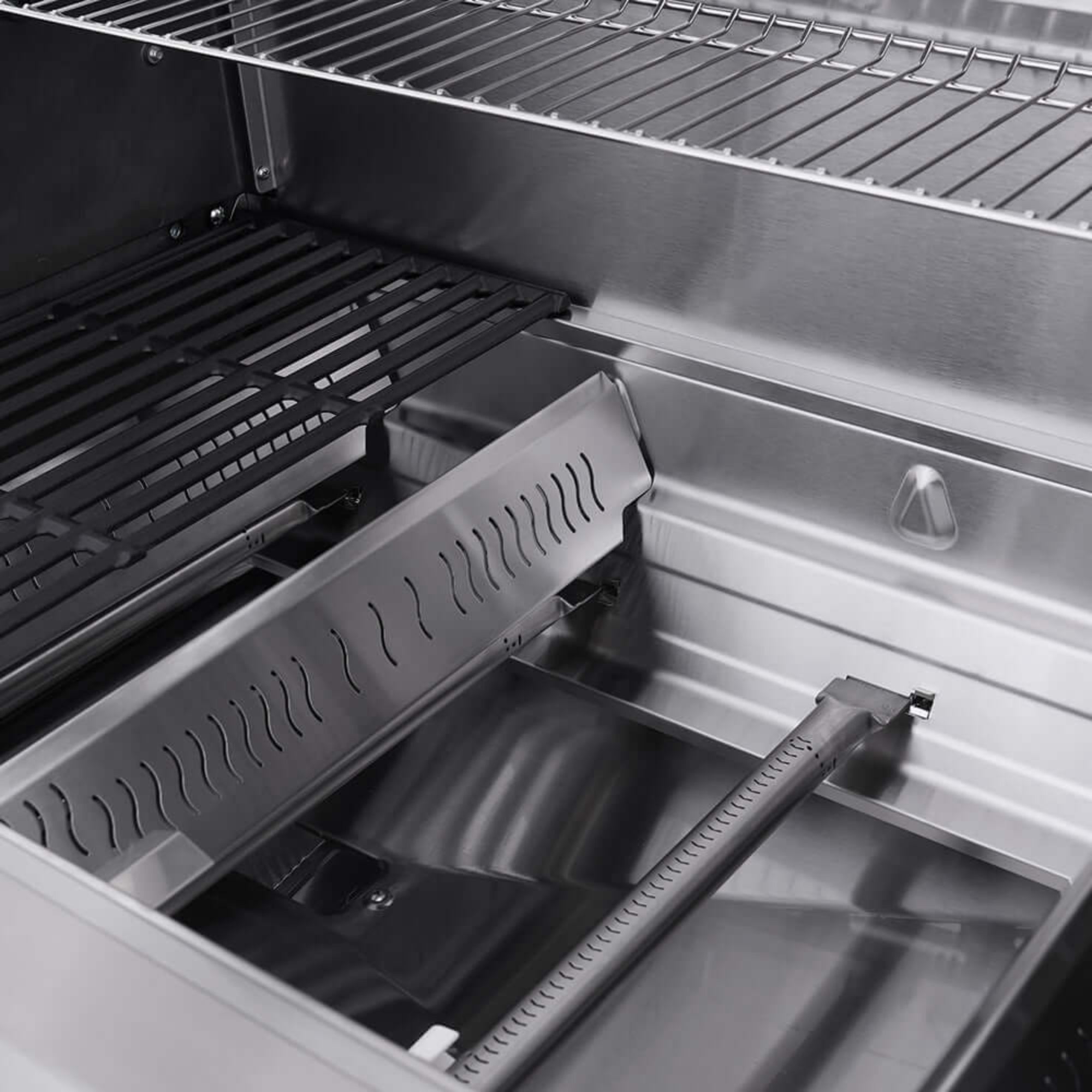 Eminence 405-Tech Stainless Propane Gas Grill