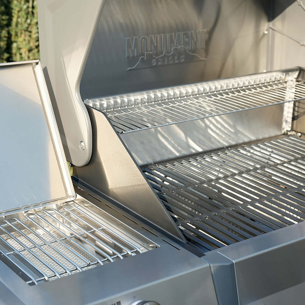 Eminence 405-Tech Stainless Propane Gas Grill