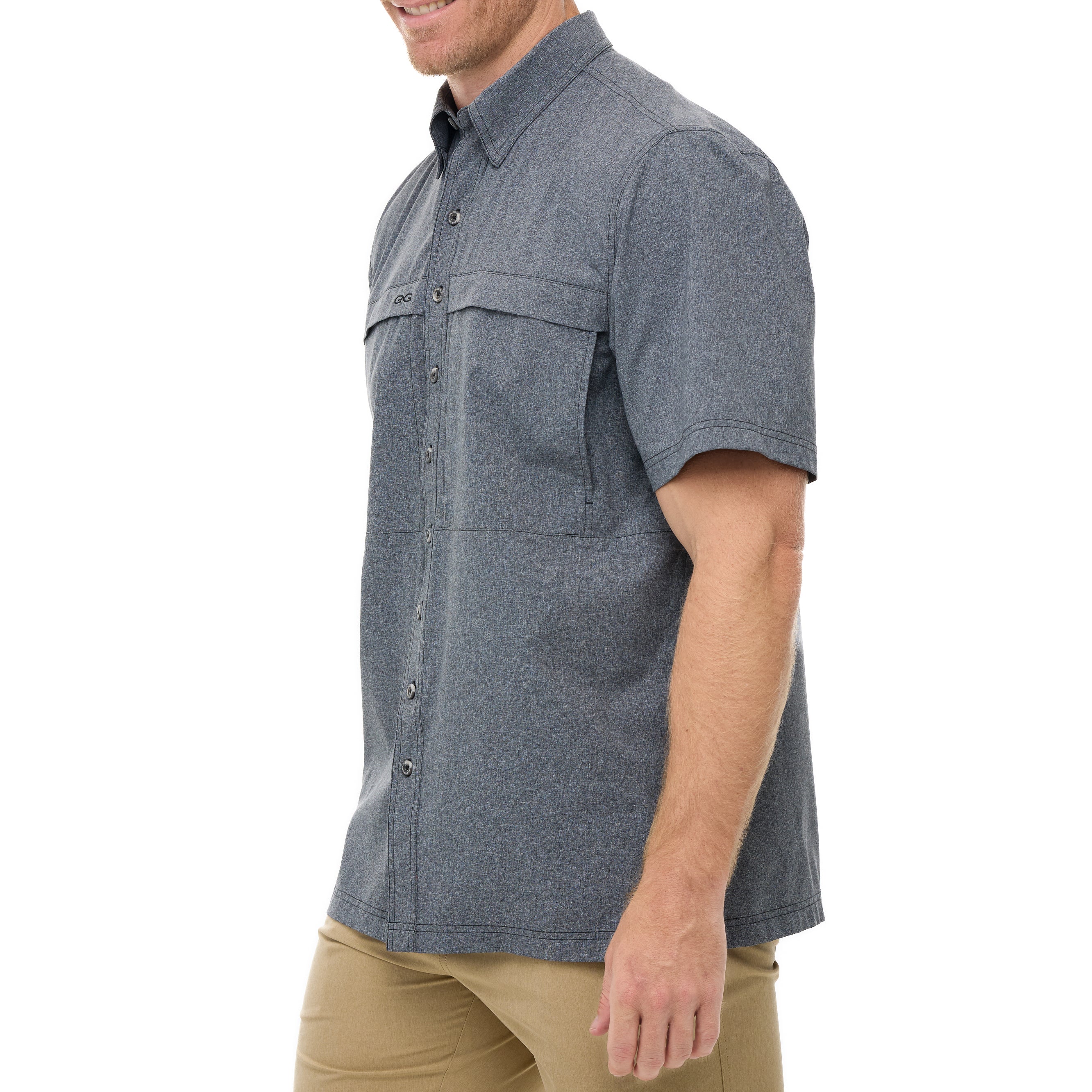 Man wearing a gray short-sleeve shirt with button details on a white background