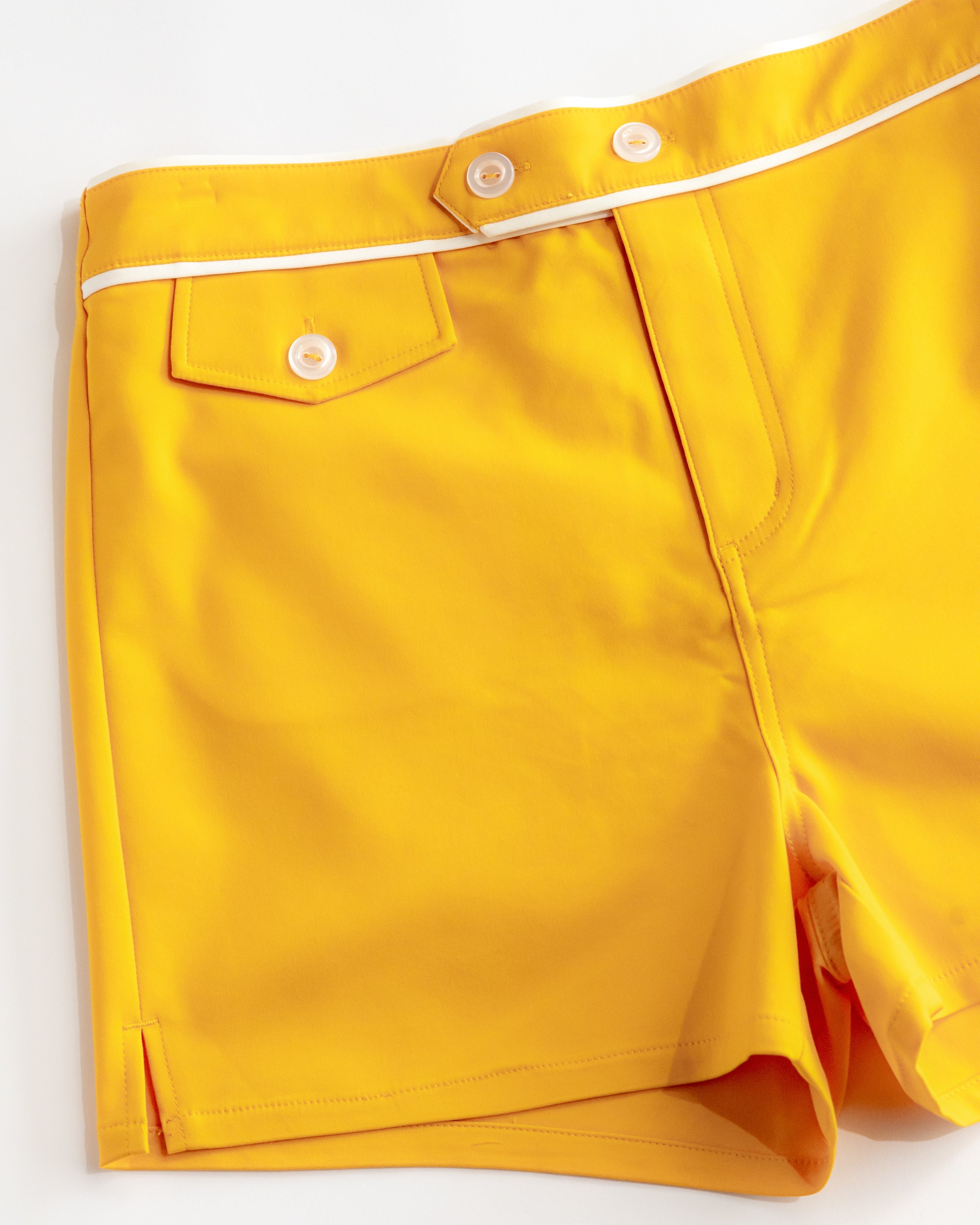 Hammies Cabana Trunk (Gold)